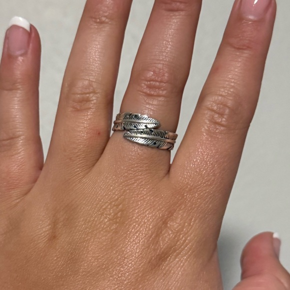 Jewelry - Sterling Silver Feather Wrap Ring
